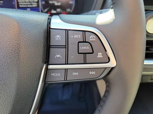 New 2026 Toyota Grand Highlander Limited image 21