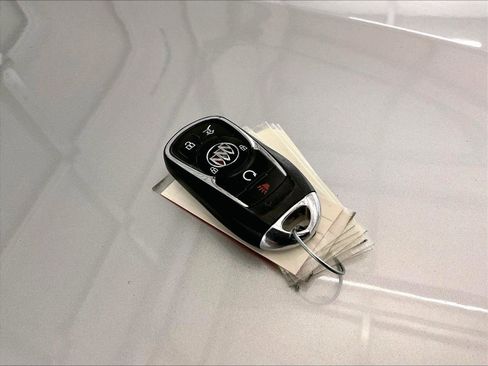 Used 2021 Buick Enclave Essence w/ Sound and Sites Package AWD/4WD image 9