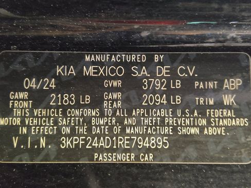 Used 2024 Kia Forte LXS w/ LXS Technology Package FWD image 33