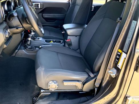 Used 2022 Jeep Wrangler Unlimited Sport image 8