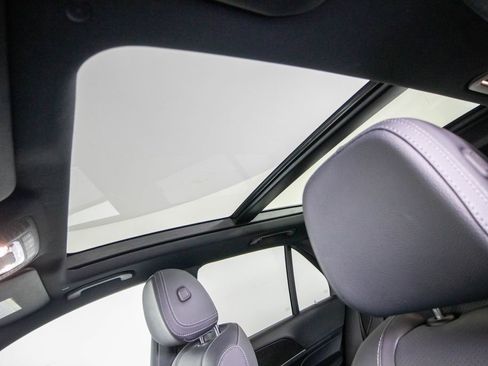 Used 2025 Mercedes-Benz GLE 350 4MATIC image 29