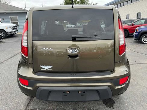 Used 2013 Kia Soul image 4