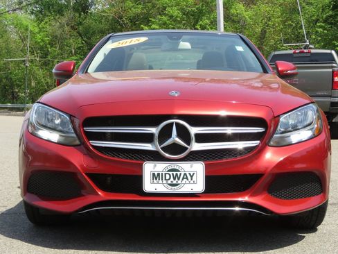 Used 2018 Mercedes-Benz C 300 4MATIC Sedan image 2