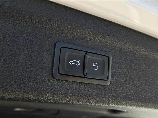 Used 2024 Audi Q3 2.0T Premium AWD/4WD image 19