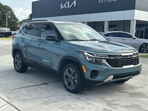 Certified 2024 Kia Seltos S AWD/4WD image 4