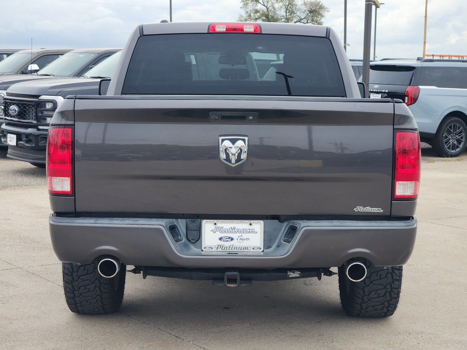 Used 2015 RAM 1500 Express w/ Popular Equipment Group RWD image 8