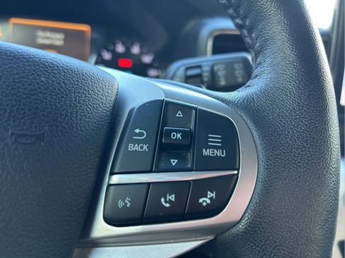 Used 2021 Ford Explorer XLT w/ Equipment Group 202A image 17