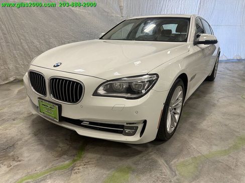 Used 2015 BMW 750Li RWD image 1
