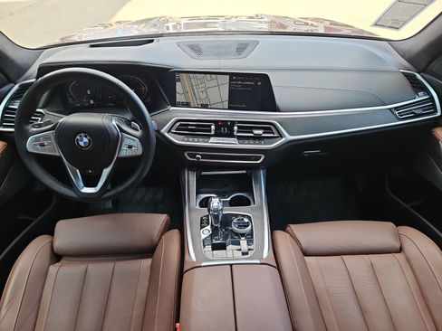 Used 2022 BMW X7 xDrive40i w/ Executive Package image 17