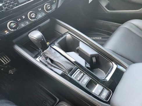 Used 2025 Honda Accord Sport image 18