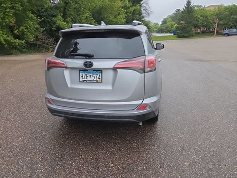 Used 2016 Toyota RAV4 LE AWD/4WD image 13