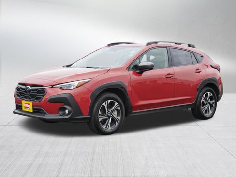 Used 2025 Subaru Crosstrek 2.5i Premium AWD/4WD image 3