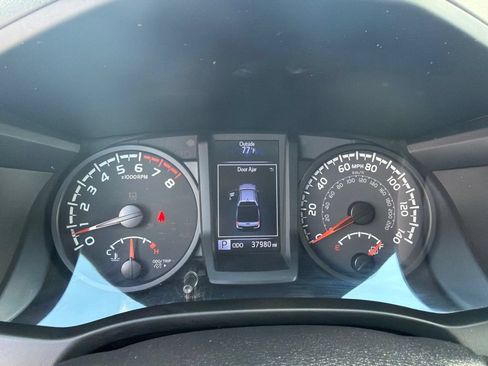 Used 2020 Toyota Tacoma SR AWD/4WD image 21