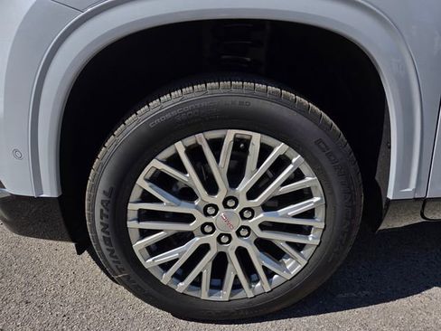 New 2026 GMC Acadia Denali w/ Super Cruise Package FWD image 4