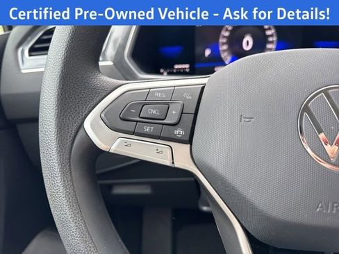 Certified 2023 Volkswagen Tiguan S FWD image 17