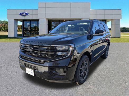 New 2025 Ford Expedition Platinum w/ Stealth Performance Package AWD/4WD image 7