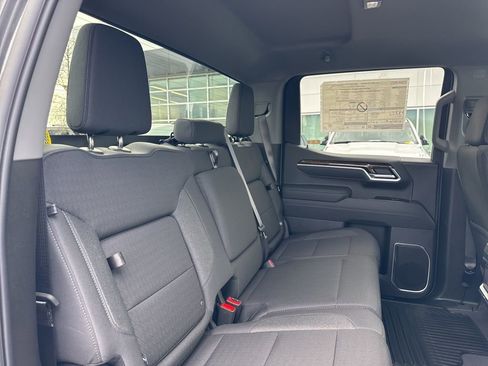 New 2026 GMC Sierra 1500 Elevation image 27