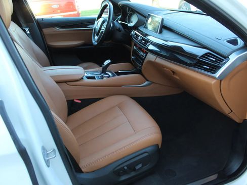 Used 2018 BMW X6 sDrive35i w/ Lighting Package RWD image 25