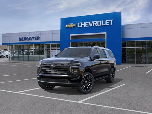 New 2026 Chevrolet Suburban High Country AWD/4WD image 8