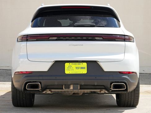 Used 2025 Porsche Cayenne w/ Premium Package Plus AWD/4WD image 11