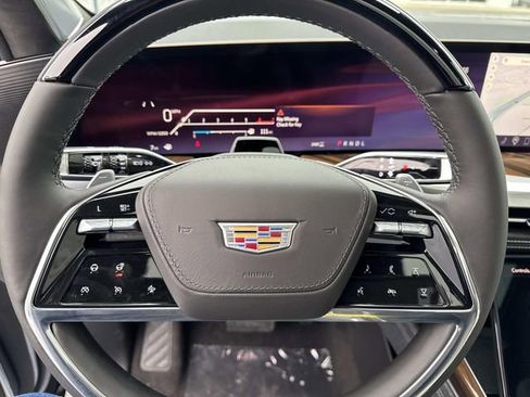 Certified 2026 Cadillac Escalade Platinum Sport w/ LPO, ONYX Package image 28