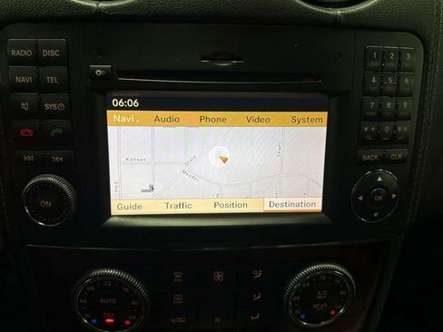 Used 2012 Mercedes-Benz GL 320 BlueTEC 4MATIC image 29