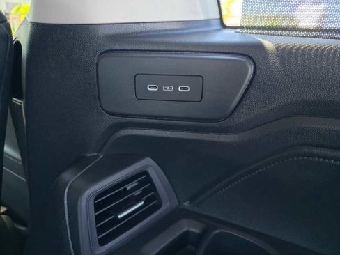 Certified 2025 Honda Odyssey Touring image 39