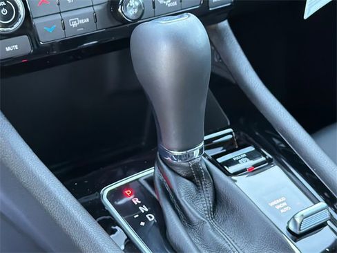 New 2026 Jeep Compass Latitude image 25