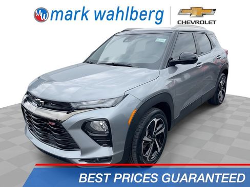 Used 2023 Chevrolet TrailBlazer RS w/ Sun and Liftgate Package FWD image 1