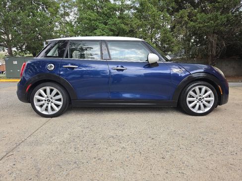 Used 2015 MINI Cooper S FWD image 3