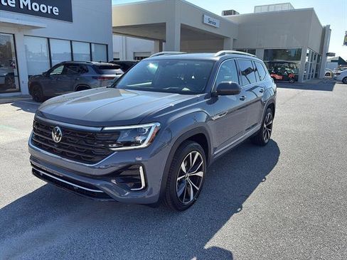 New 2026 Volkswagen Atlas SEL Premium R-Line AWD/4WD image 3
