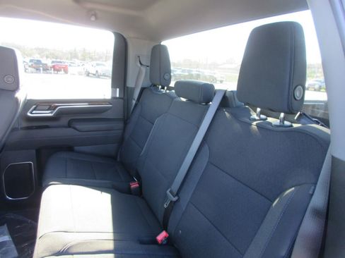 New 2026 GMC Sierra 2500 SLE w/ SLE Value Package; AWD/4WD image 14