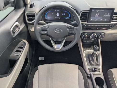 New 2026 Hyundai Venue SEL FWD image 15