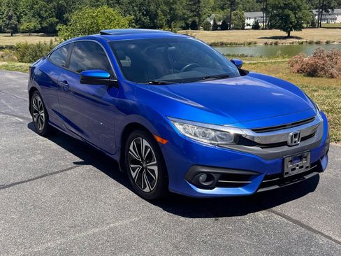 Used 2018 Honda Civic EX-T image 27
