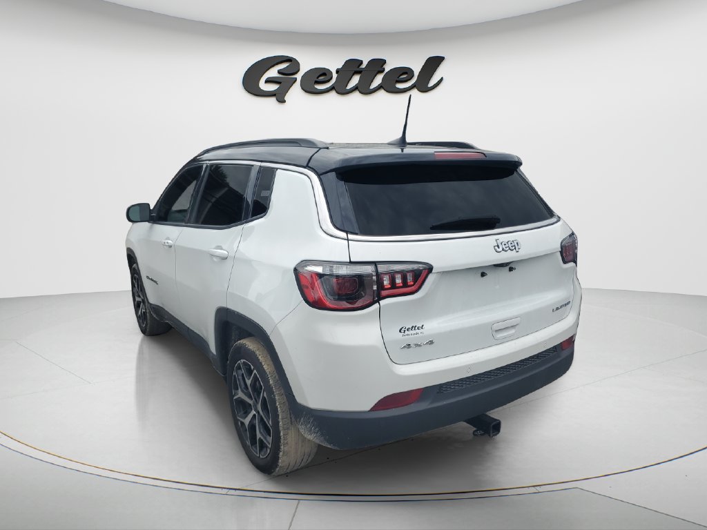 Used 2025 Jeep Compass Limited AWD/4WD image 5
