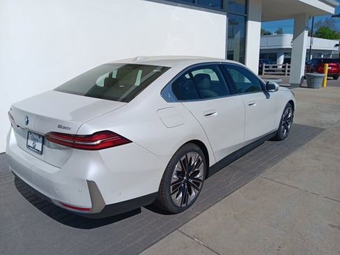 New 2025 BMW 530i xDrive w/ Premium Package image 5