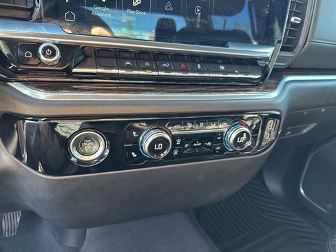 Used 2023 GMC Sierra 1500 Elevation image 34