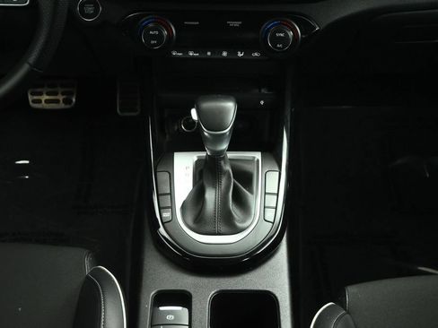 Certified 2022 Kia Forte GT-Line w/ GT-Line Premium Package FWD image 36