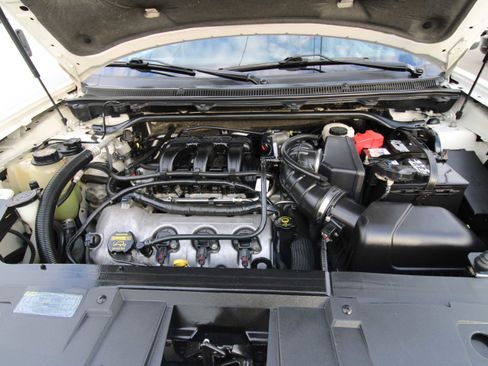 Used 2010 Ford Flex Limited image 38