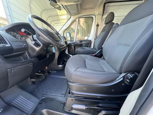 Used 2020 RAM ProMaster 1500 w/ Interior Convenience Group FWD image 9