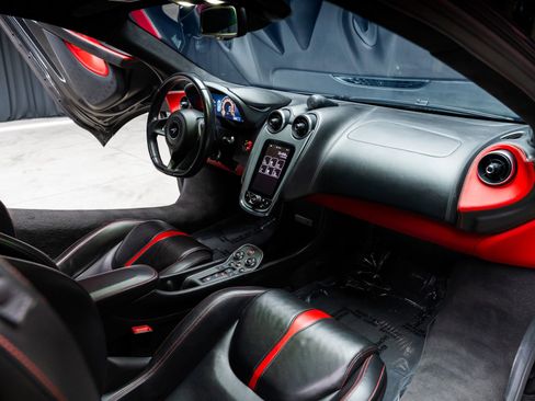 Used 2019 McLaren 570S Coupe RWD image 61