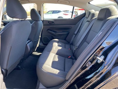 Used 2023 Nissan Altima 2.5 SV image 25