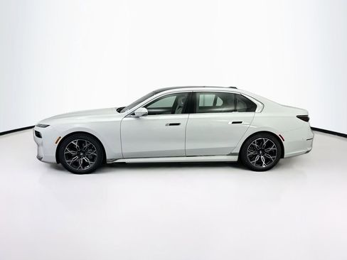Used 2026 BMW i7 eDrive50 RWD image 8