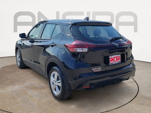Certified 2024 Nissan Kicks S image 12