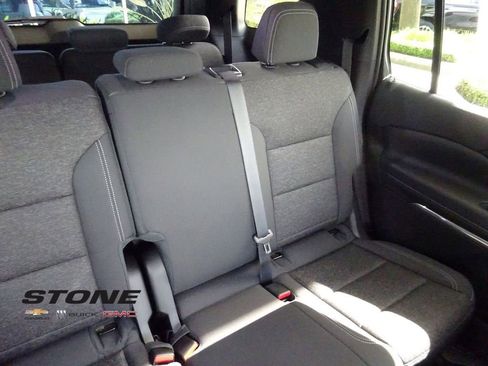 New 2026 Chevrolet Traverse LT image 17