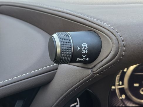 Certified 2019 Lexus LS 500 F Sport image 31