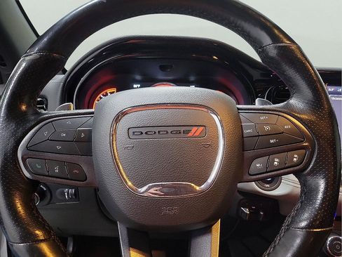 Used 2021 Dodge Durango R/T w/ Technology Group image 16
