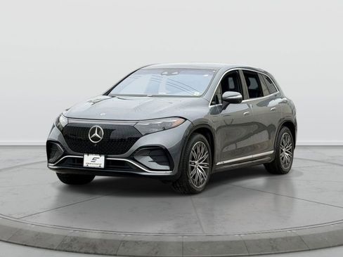 Used 2023 Mercedes-Benz EQS 580 4MATIC SUV image 3