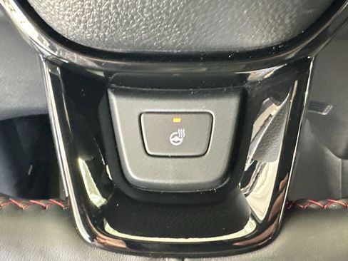 Certified 2025 Honda Pilot Black Edition image 10