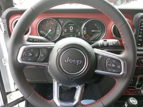 New 2023 Jeep Wrangler Unlimited Rubicon 4xe image 12